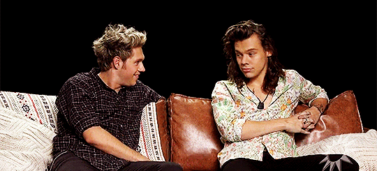 fyonedirection:two broken feet