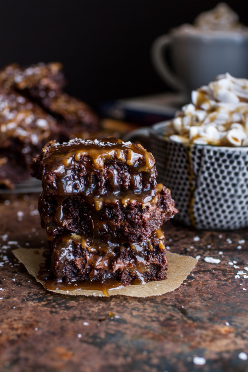 sweetoothgirl: Salted Caramel Mocha + Nutella Brownies THEY LOOK AMAZING!