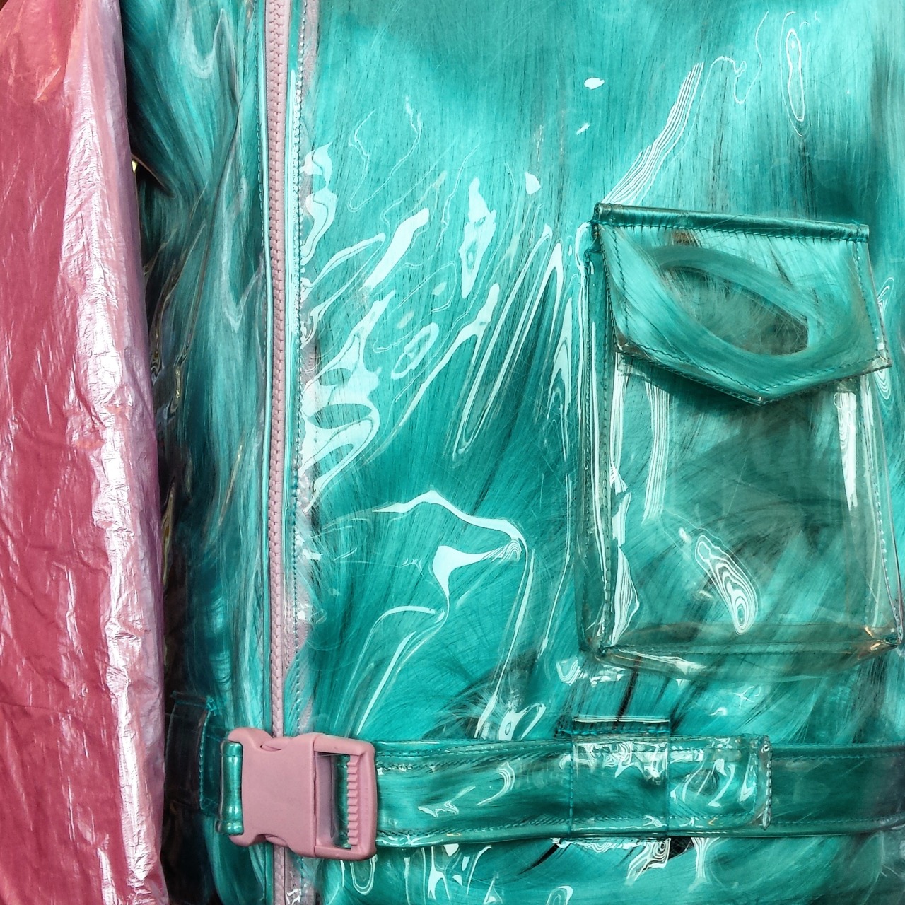 maryme-jimmypaul-press:  You like? Details of our MaryMe-JimmyPaul plastic fantastic