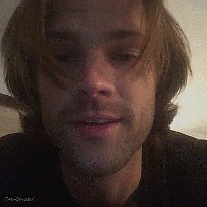 bestofj2: the-spncest: Jared Padalecki blowing kisses Jared kissed