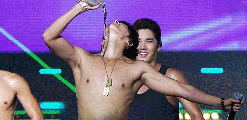 chinseol: ಥ⌣ಥ watch me burn dis water 