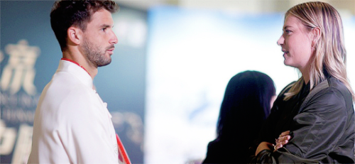 Maria Sharapova and Grigor Dimitrov talking at the 2017 China Open player’s party.