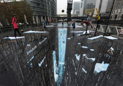 opticallyaroused:  The World’s Largest 3D Street Art - Street artists 3D Joe &amp; Max created the world’s largest and longest 3D street art in London. The 12,490 square foot painting took seven days to create.