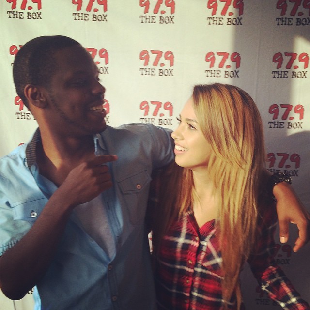 villegas-news:  jasminevillegas: I think we found the light 😂😂 @whosyourdiamond