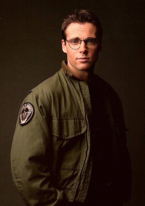 onceuponafunko:Stargate SG-1 Dr. Daniel Jackson Custom FunkoSo this was a straight repaint of a Davi