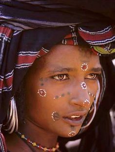 angryafricangirlsunited:  Wodaabe women: The Wodaabe or Bororo are a subgroup of