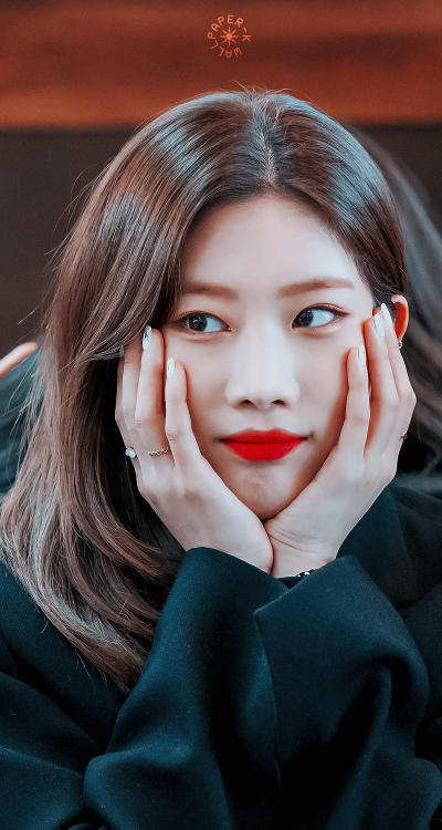 『KIM LIP』saved? reblog or like© kiss my lips.