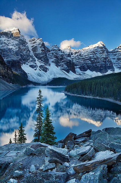 coiour-my-world:Valley of Ten Peaks by Sarah Marino on Flickr.