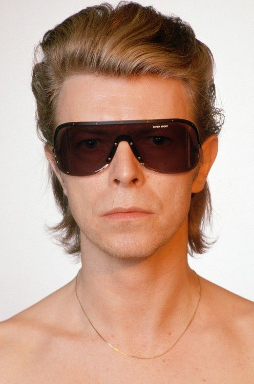 Porn getmegingerdoctor:  David Bowie + Glasses   photos