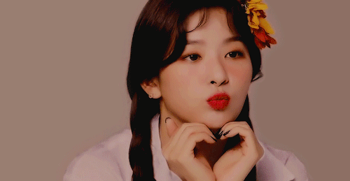 Red Velvet + Hearts (happy Birthday @bubbleflexe)