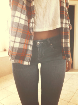 Streamy-Dream:  Skinny Legs | Tumblr On We Heart It - Http://Weheartit.com/Entry/147645050