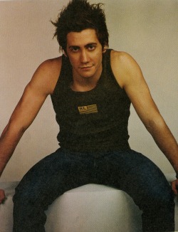 diecry:  JAKE GYLLENHAAL &ldquo;This Month’s Breakout Actor,&rdquo; Interview, August 2002. Photographed by Rodolfo Martinez 