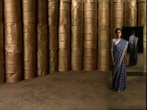 cineaesthesia:Scribbles on Akka (Madhusree Dutta, 2000)