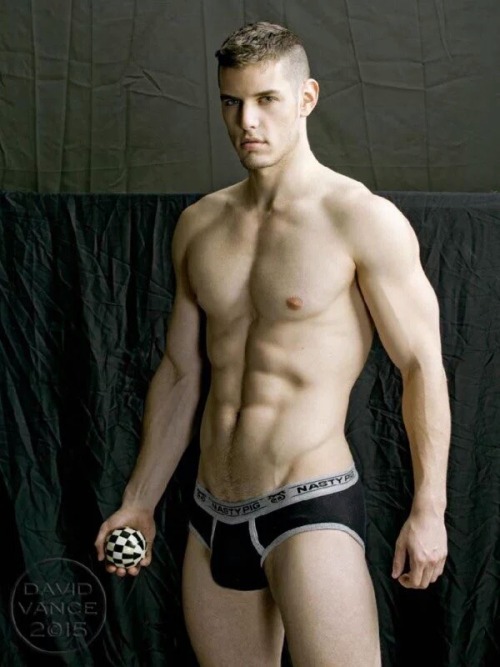 AlanPalmSprings Likes His Men!