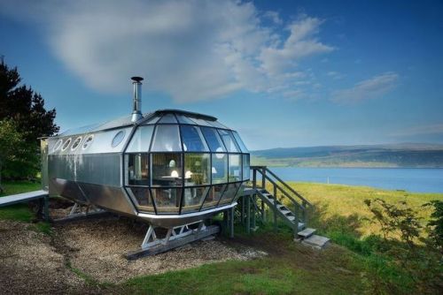 keepingitneutral: AirShip 002, Drimnin, Highlands, Scotland,Designed by Roderick James Architects