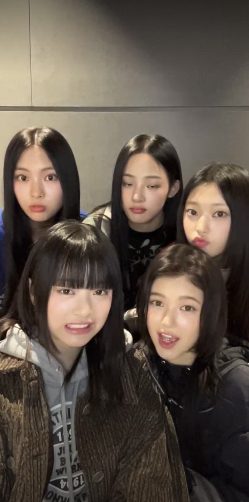 Camera Roll Dump~ - NewJeans (3)