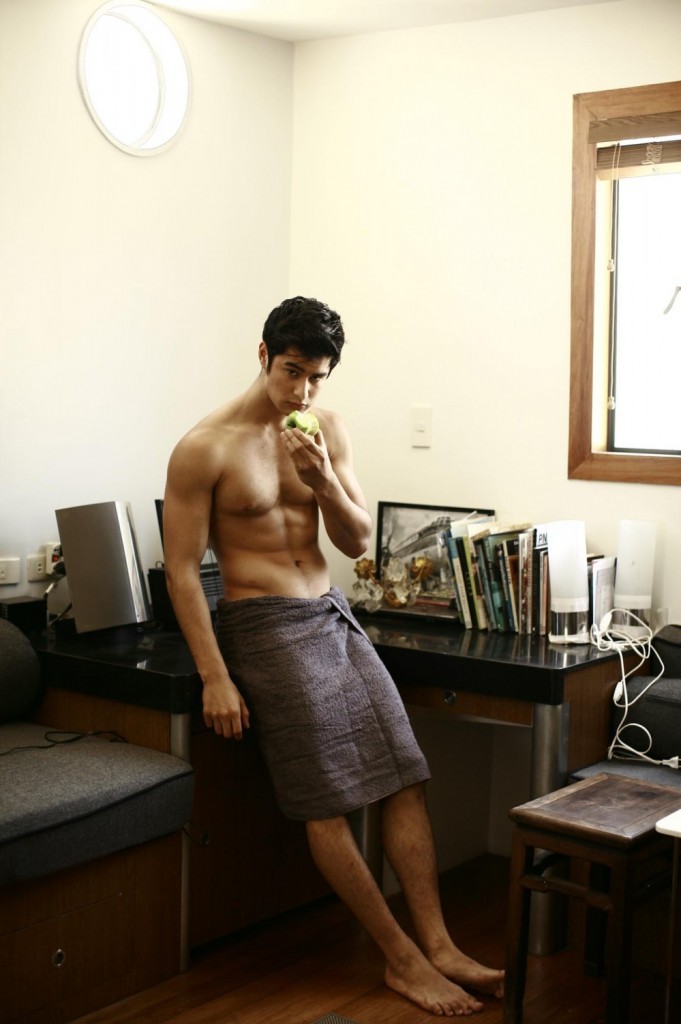 aznboizaresex:  aznboizaresex Jeff Langan (via BENCH MEETS Jeff Langan BLOG) click