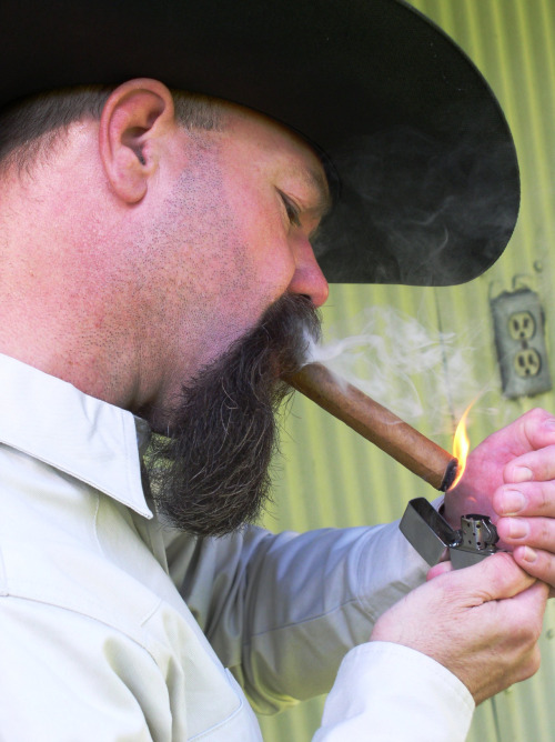 phillycigardaddy:Please Follow me phillycigardaddy.tumblr.com Cigar and Pipe Men