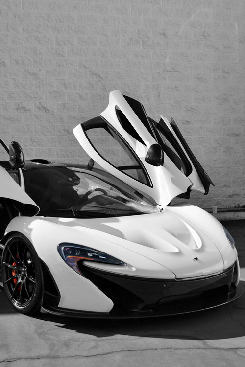 supercars-photography:  McLaren P1 