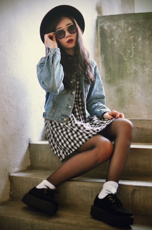 strumpfmode: (via Style Story: Beautiful Noise)