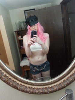 lil-uni:  Incomplete Poison Cosplay! Still waiting on the collar/arm bands, the chain for the hat, and I might go get new jean shorts I can tear up. I thought I would take a few pics! Streaming with it on at twitch.tv/unicorntrap &lt;3