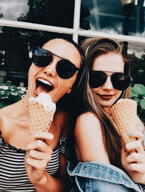 she-loves-coffee:she loves coffee and ice cream :)