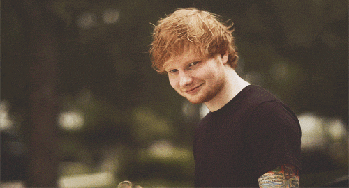 suafemente:  myhandisabluedolphin:  madonna di una ed quanto sei bello   sposami