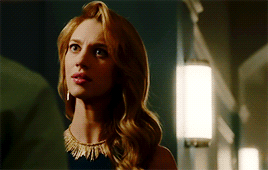 misspocketworld:Petra Solano in every JTV episode - 1x03