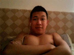 pathwalker:I’m one of those guys who stays in bed forever.