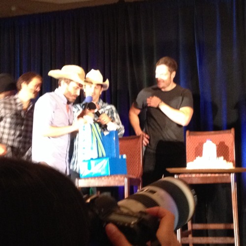 jeni-thunder:  Rob’s birthday party complete with stroke kit and photos from Big Daddy Winchester. 
