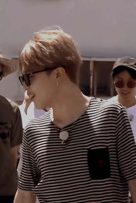 jjiminssi: you don’t need no catwalk when your name’s park jimin (cr.)