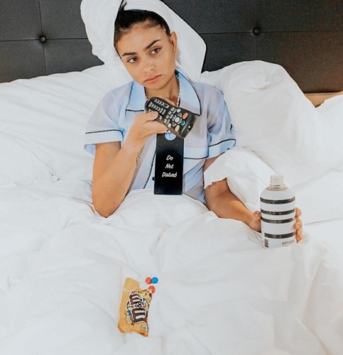 Sunday activities with @dirtylemon starring @nicollelobo in the Tami Top #laniegirls  www.in