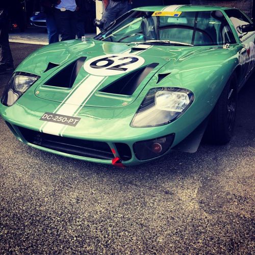 #classicdays #magnycours #cars #racecars #Ford #fordgt40 #green https://www.instagram.com/p/CEets7Fh