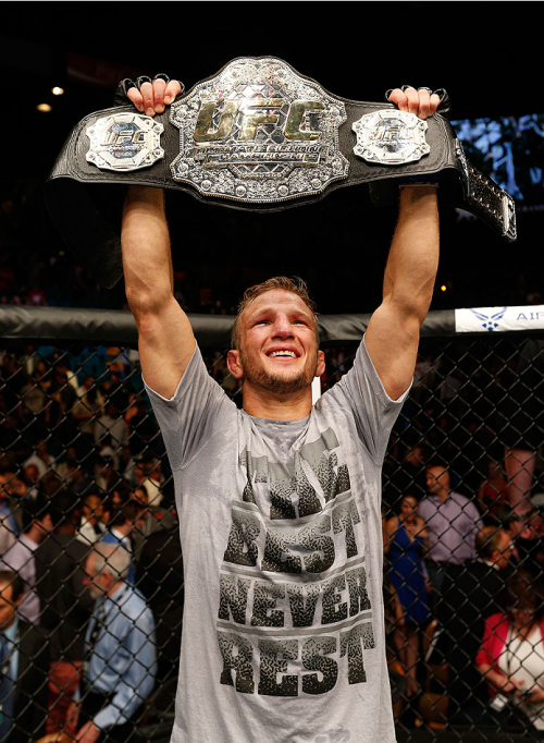 mma-gifs:  UFC 173 Winners