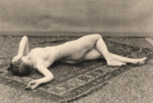 rivesveronique:    Nude woman lying on a carpet, 1925 ca., Fratelli Alinari Museum