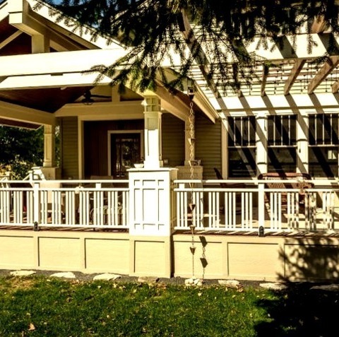 Front Yard Porch In Chicago
