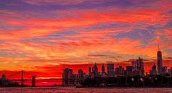 Pink & peach sunset skies in NYC  				Inga’s