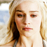 queenaryanne-blog:  Daenerys Targaryen season 1 