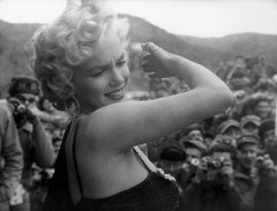 retrogasm:  Memorial Day Marilyn Monroe-A-Thon