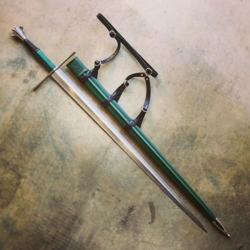 Regent by Albion Swords - Scabbard and belt by Christian Fletcher https://www.instagram.com/p/CGBG3v