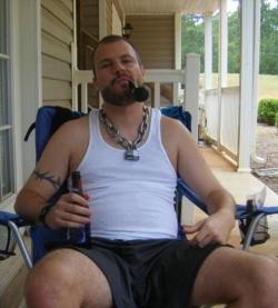 hotpipemenblog:  “HOT PIPE SMOKING MAN OF THE DAY!” MORE CLICK FOLLOW or HERE: PIPE MEN