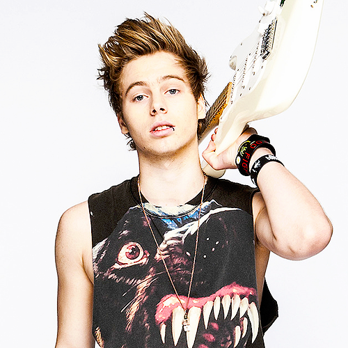 Porn lukehemmingsdaily:  5 Seconds of Summer photographed photos