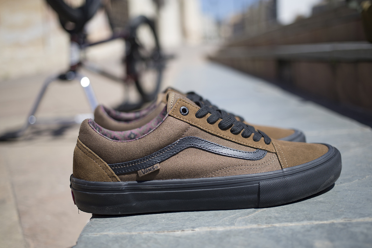 vans old skool teak black