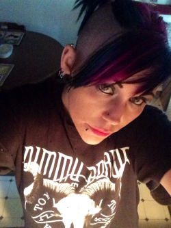 harleycoxx:  Bummin it ^.~