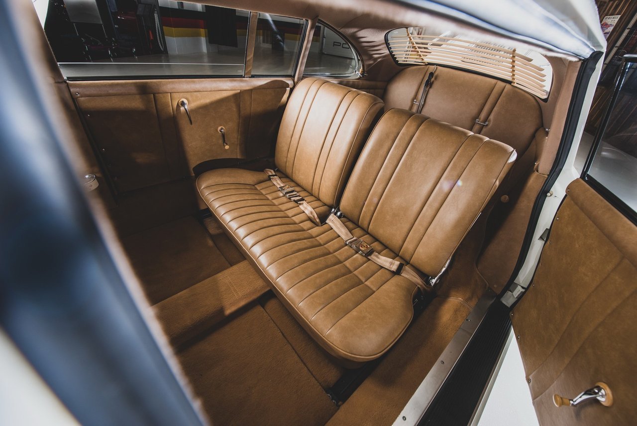 carsthatnevermadeitetc:  Porsche 356 Limousine, 1953. A one-off customised stretch