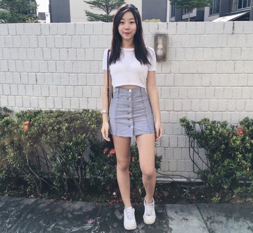 tetekkauhijau:smellmyfarts:Daddy’s little girlMmmmm Anyone know this girl can share contact number/I