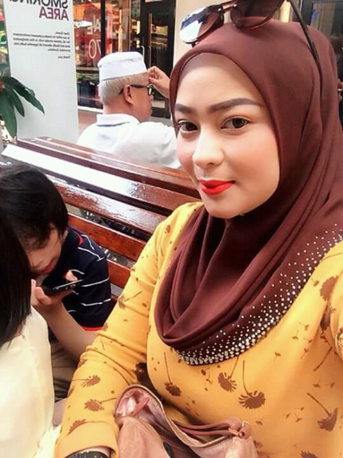 awekmelayucomel: Milf Mantap