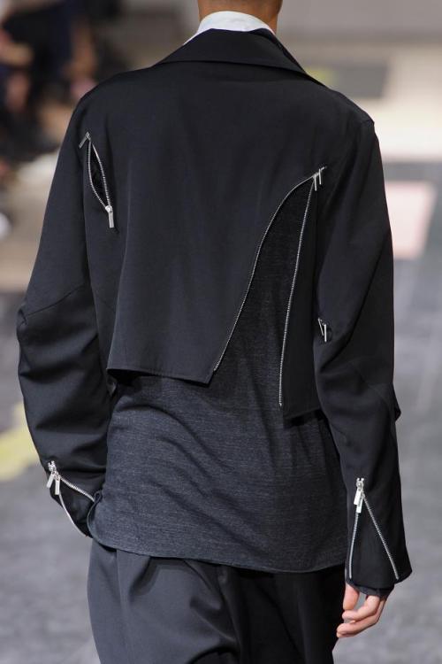 hautedeath:  Yohji Yamamoto Men’s Spring 2016 
