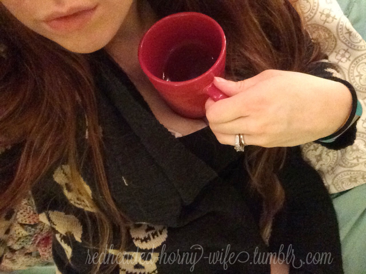 redheaded-horny-wife:  Friday night in…livin’ that milf life. ☕