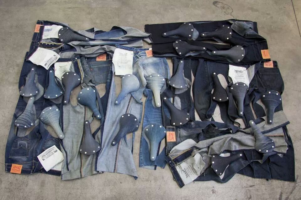 fuzzyimages:  mooiefietsennicebikes:  Brooks levi’s   Yep. I’d pay for that.